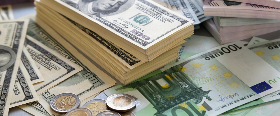 Uygulamamız App Store ve Play Store da yayında !